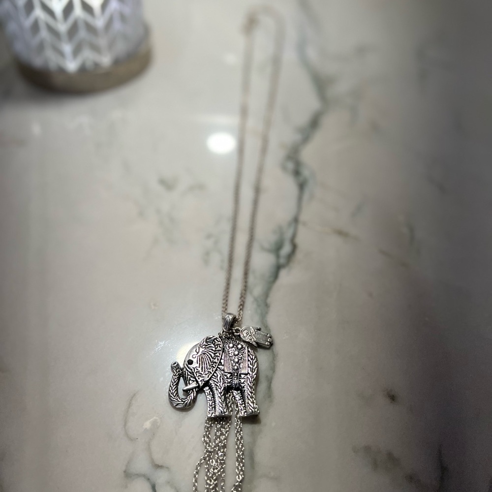 Statement long elephant necklace silver tones costume jewelry pre loved